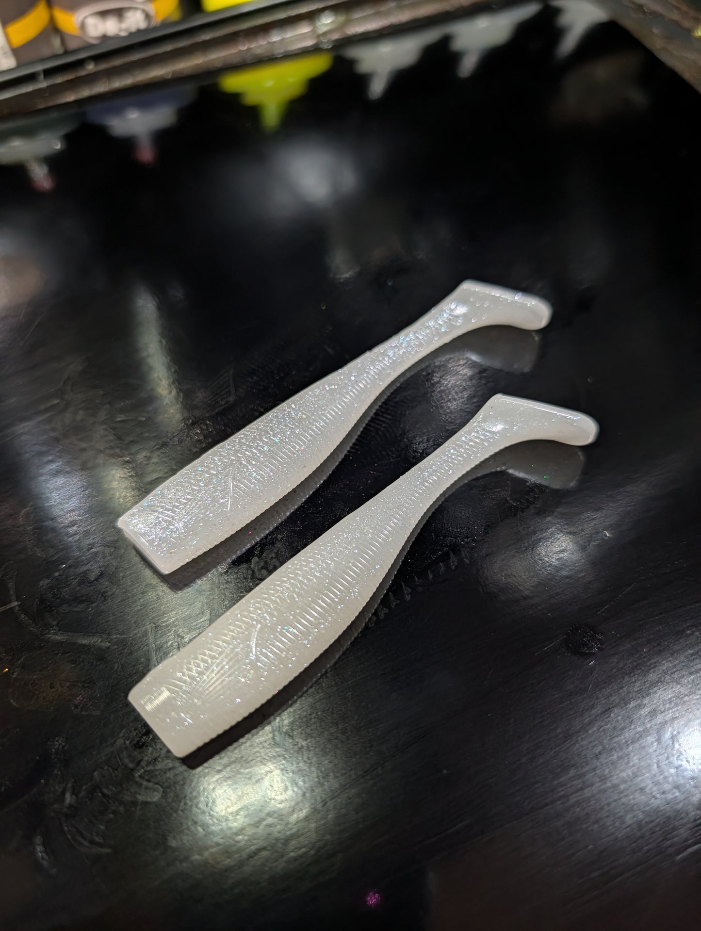 (4-Pack) 4” Jackhammer Swimbait – Diamond Pearl White