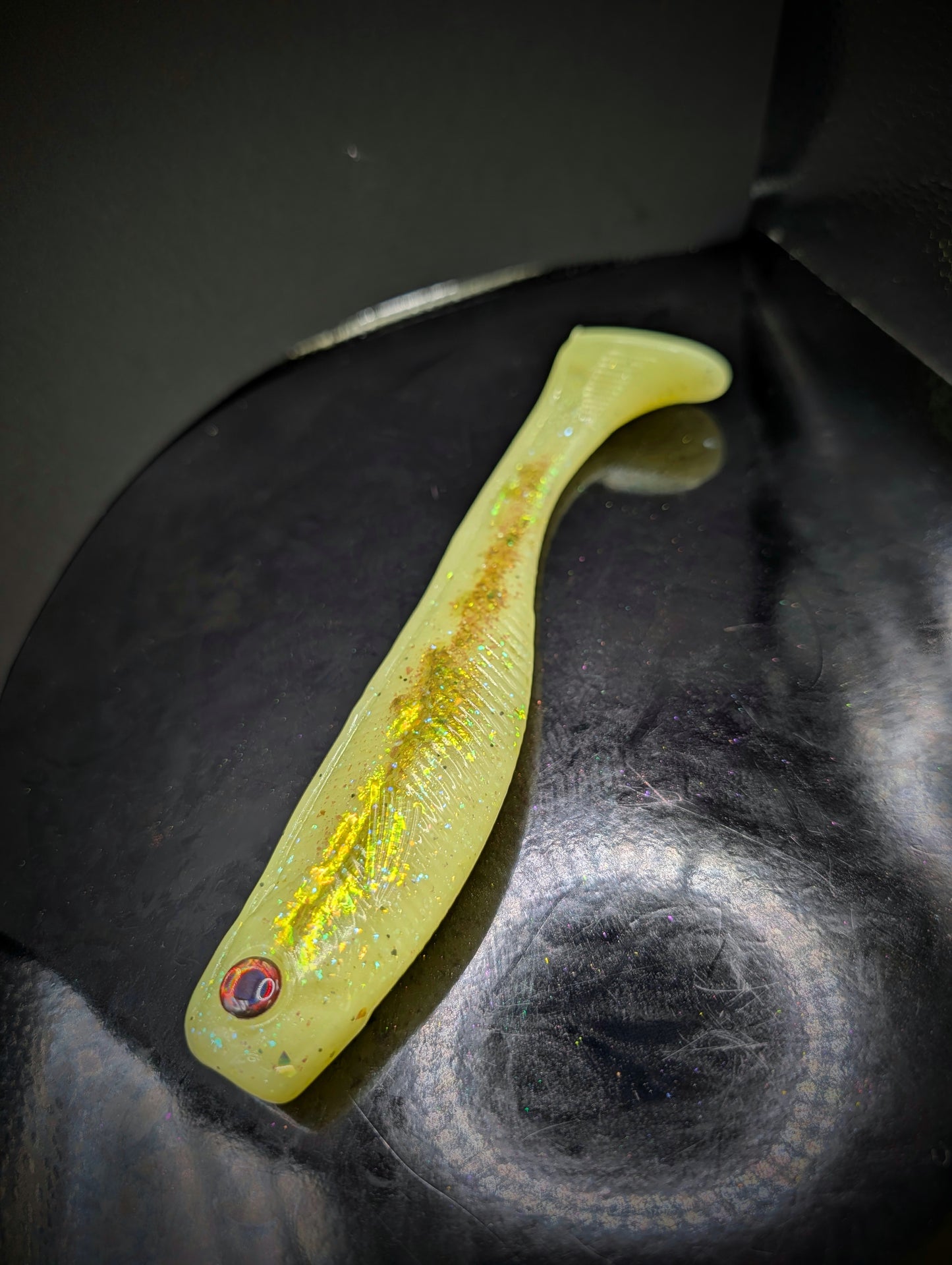 7" Gold Digger Holographic Deep water Swimbait