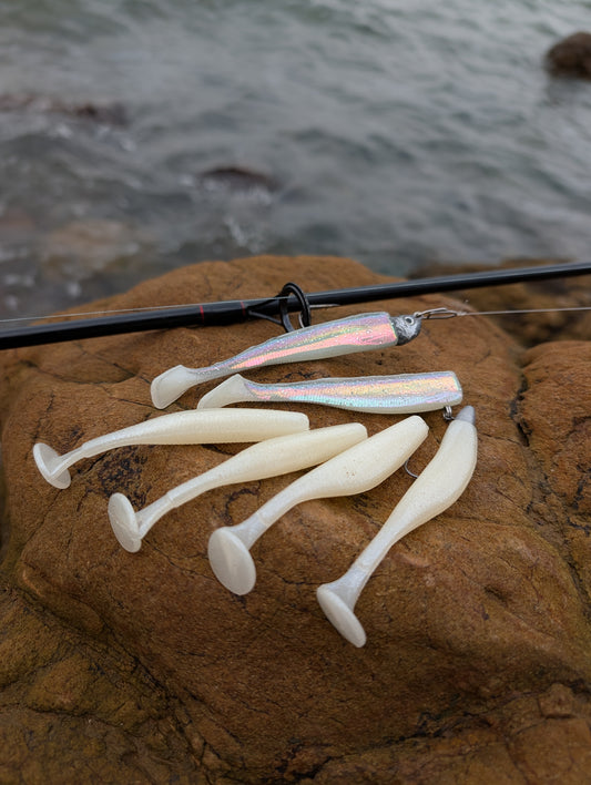 Plug Pack (4xGhost Plugs-4xWhite Swimbaits)