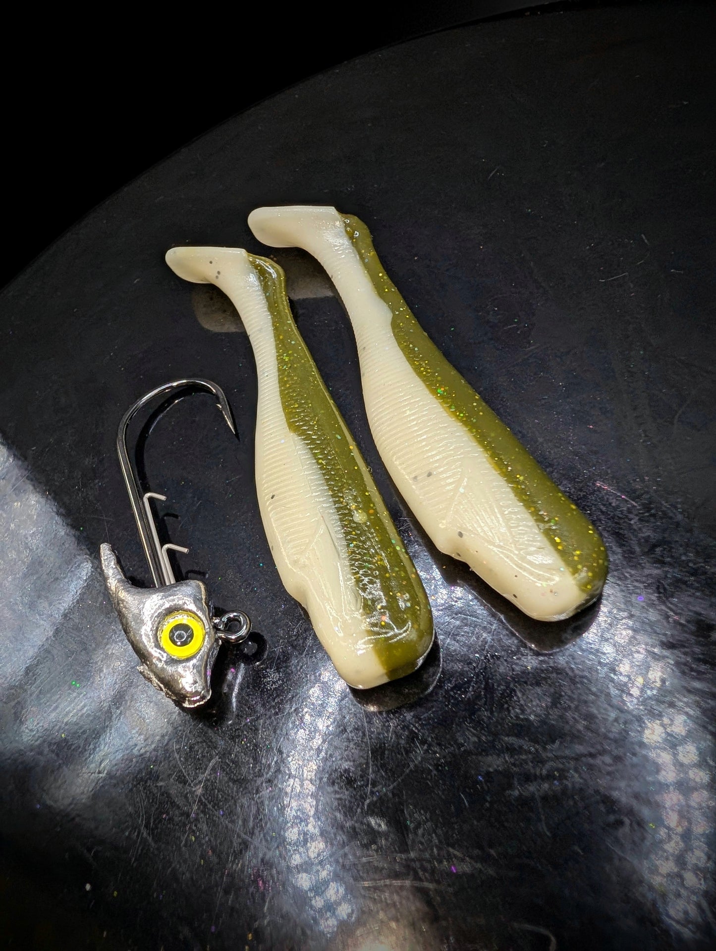 Jighead Taylored 4" Green Olive / 1oz AAP Jighead Combo
